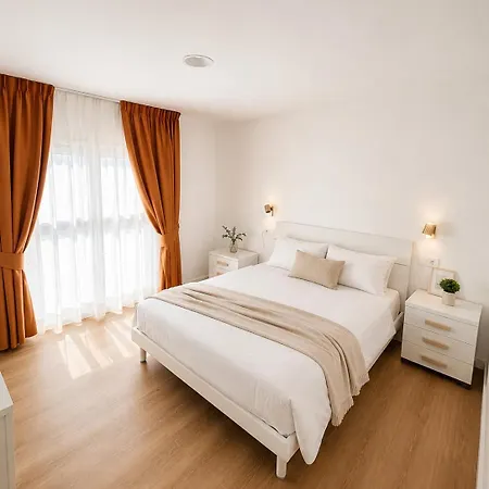 Edificio Maron Apartmán